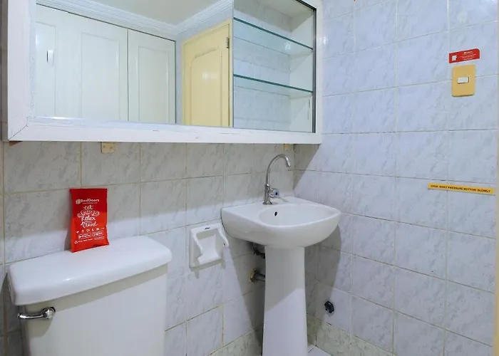 Reddoorz At The Providence Tower Manille