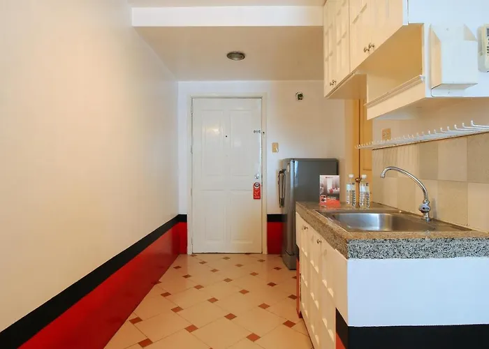 Reddoorz At The Providence Tower Hotel