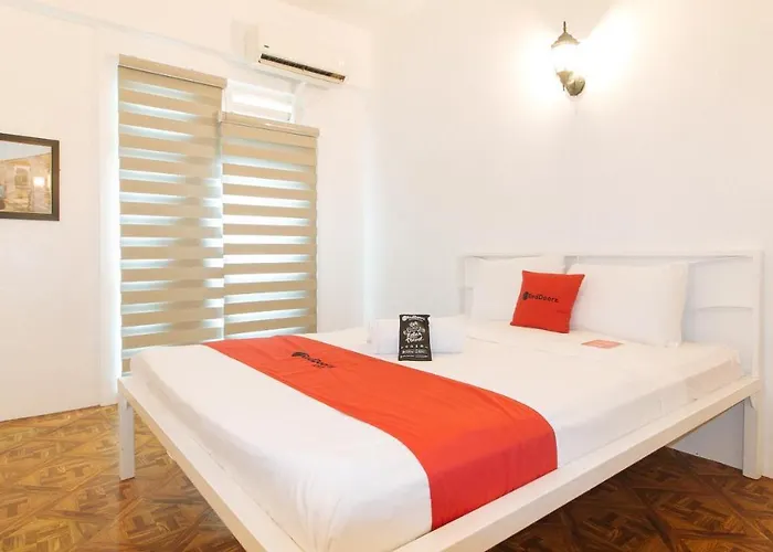 Hotel Reddoorz At The Providence Tower 2*
