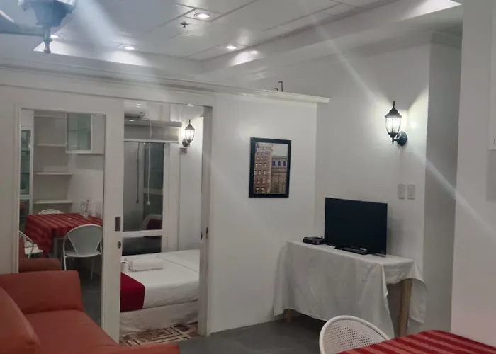 Hotel Reddoorz At The Providence Tower 2*
